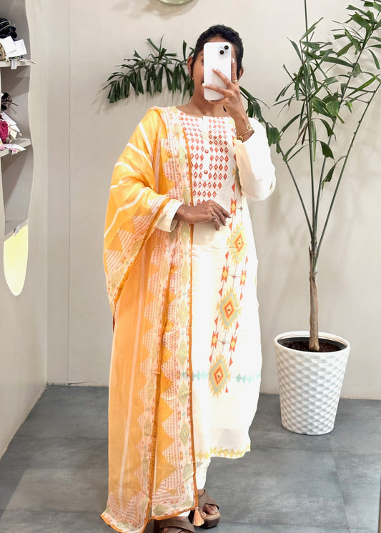 Muslin Suit Set