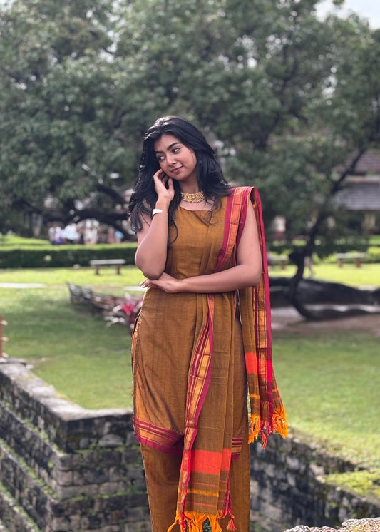 Handloom Suit Set