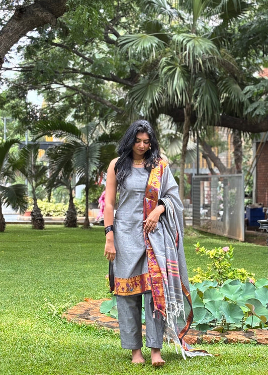 Handloom Suit Set